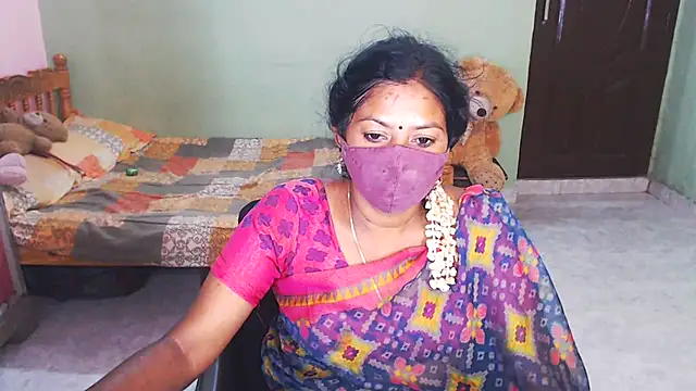 Snapshot of Novapol chatting on February 7, 2026, 6:11 pm Novapol online show from February 7, 2026, 6:11 pm