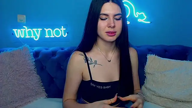 ViollinaLove online show from January 14, 2025, 11:42 am