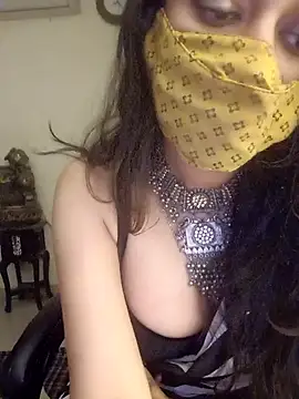 Snapshot of Lavanya_Shah chatting on January 24, 2025, 2:51 pm Lavanya Shah online show from January 24, 2025, 2:51 pm