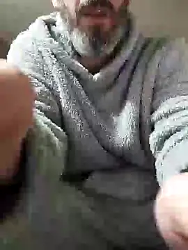 207RCCam online show from January 12, 2025, 3:07 am