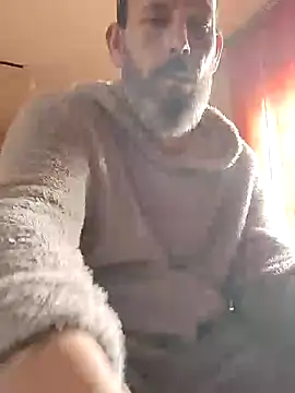 207RCCam online show from February 9, 2025, 8:44 am