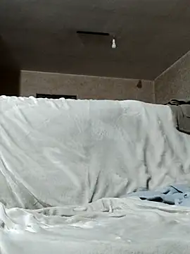 207RCCam online show from February 25, 2025, 5:52 am