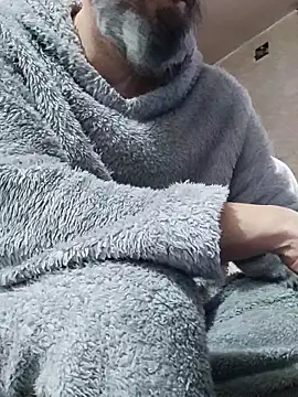 207RCCam online show from March 23, 2025, 6:26 am