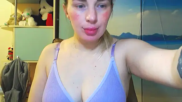 Snapshot of miaa_sunn chatting on November 14, 2025, 9:13 pm miaa sunn online show from November 14, 2025, 9:13 pm