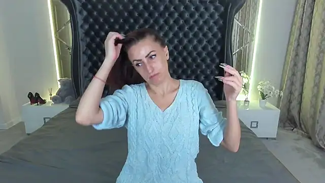 Snapshot of Rebecca_Diamond chatting on October 28, 2025, 6:06 am Rebecca Diamond online show from October 28, 2025, 6:06 am