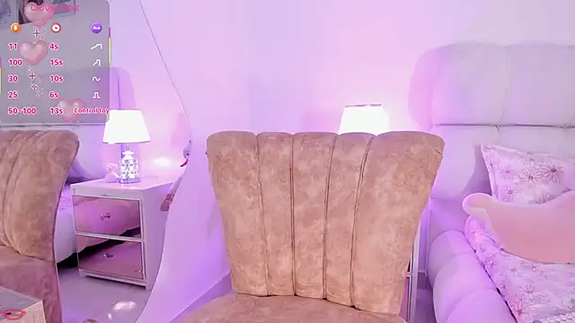 Snapshot of zoemina_xd chatting on December 22, 2025, 1:30 pm zoemina xd online show from December 22, 2025, 1:30 pm