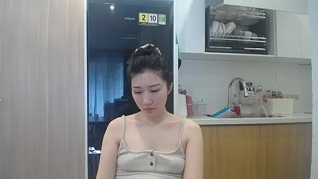 Asiagirll online show from May 23, 2026, 3:34 am