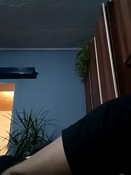 Rolandxxxr online show from January 5, 2025, 2:19 pm