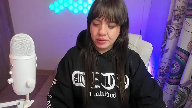 Snapshot of sophia_grants chatting on October 15, 2025, 7:19 am sophia grants online show from October 15, 2025, 7:19 am