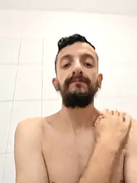 Snapshot of Lore93s chatting on January 12, 2026, 6:13 pm Lore93s online show from January 12, 2026, 6:13 pm