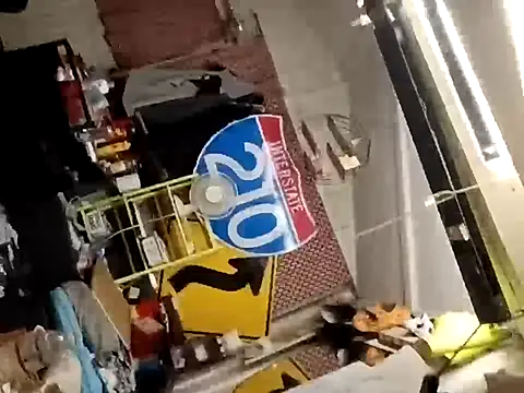 Snapshot of Billywax chatting on October 6, 2025, 4:54 am Billywax online show from October 6, 2025, 4:54 am