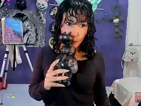 Mary Rosse1 online show from January 29, 2025, 10:48 am