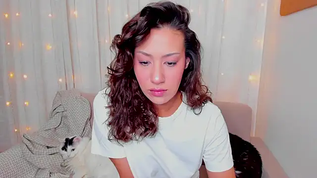 Snapshot of FieryHeart chatting on January 16, 2026, 6:56 pm FieryHeart online show from January 16, 2026, 6:56 pm