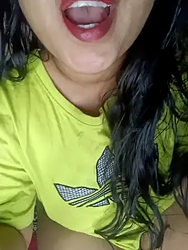 Sweet-Berry online show from January 16, 2025, 9:40 pm