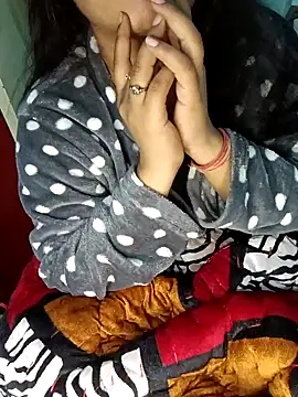 Sweet-Berry online show from February 13, 2025, 5:33 pm