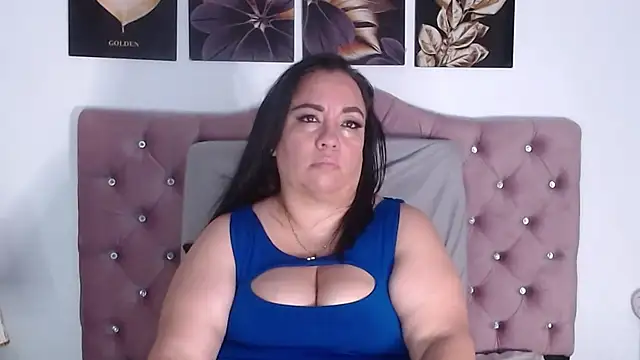 -helen online show from October 3, 2025, 9:39 am
