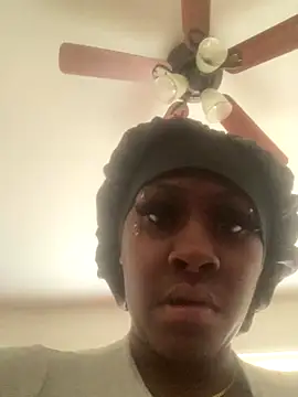 Foreignthababyy online show from January 7, 2026, 8:55 pm