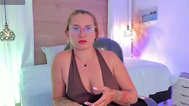 halaaa 1 online show from April 21, 2026, 7:17 pm