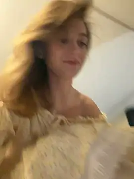 Snapshot of -AngelAri- chatting on February 4, 2026, 6:03 pm -AngelAri- online show from February 4, 2026, 6:03 pm