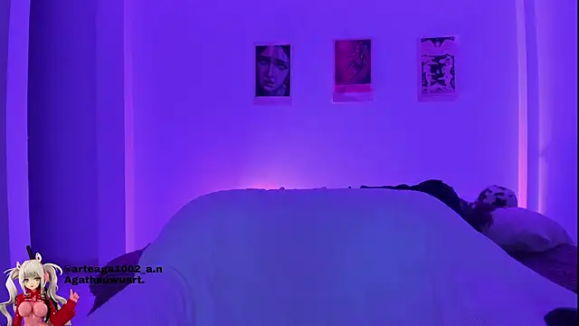 Moonlight1002 online show from October 10, 2025, 2:10 am