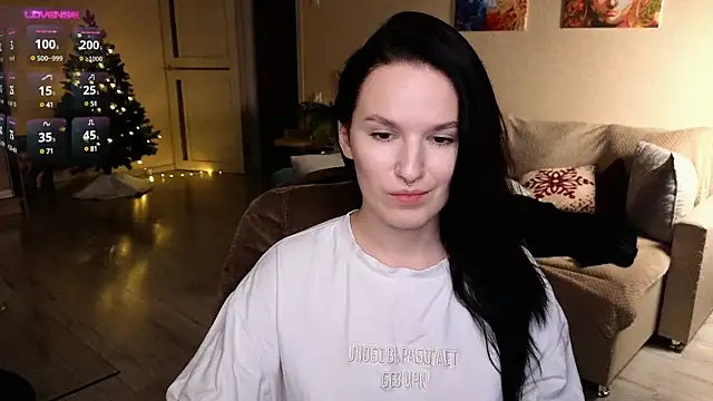 Snapshot of Val_lava chatting on December 17, 2024, 8:32 pm Val lava online show from December 17, 2024, 8:32 pm