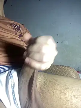Egyptian-HugeDick online show from May 18, 2026, 10:04 pm