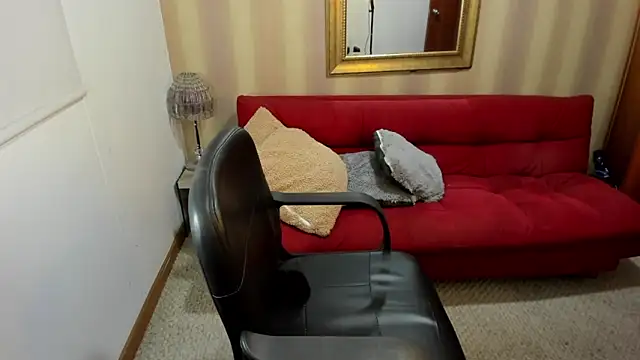 NicolettColin online show from March 25, 2026, 5:52 pm