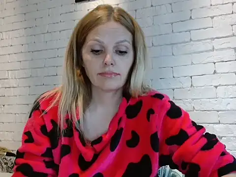 Angel girllovemy online show from October 8, 2025, 10:02 am