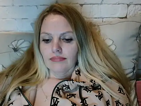 Angel girllovemy online show from November 28, 2025, 4:20 pm