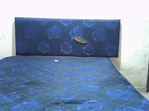 Snapshot of Spice202 chatting on September 16, 2025, 4:08 pm Spice202 online show from September 16, 2025, 4:08 pm