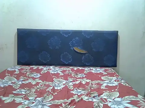 Snapshot of Spice202 chatting on September 17, 2025, 7:32 am Spice202 online show from September 17, 2025, 7:32 am