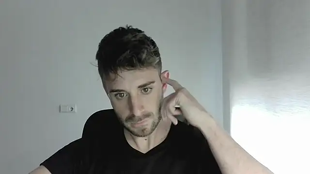 vargas90 online show from April 21, 2026, 10:21 am