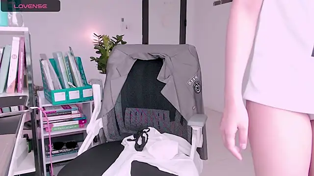 Shyn   online show from March 17, 2025, 4:29 am