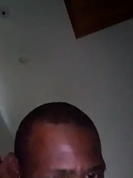 Maculine Stayr online show from February 15, 2026, 3:42 pm