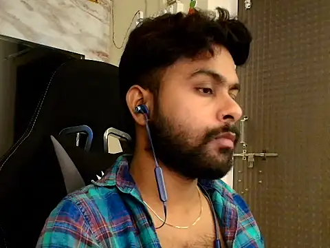 Snapshot of SHENOY3 chatting on June 3, 2026, 5:18 pm SHENOY3 online show from June 3, 2026, 5:18 pm