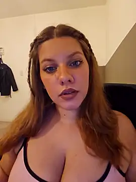 Snapshot of Janefruti chatting on February 28, 2025, 3:15 am Janefruti online show from February 28, 2025, 3:15 am