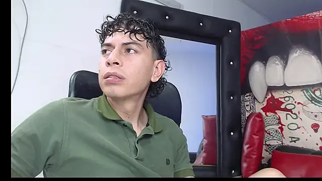 Strongernastyx online show from December 6, 2024, 10:19 pm