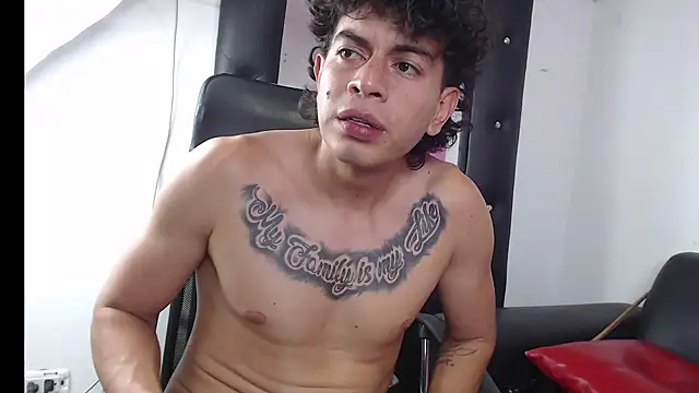 Strongernastyx online show from January 11, 2025, 10:29 pm