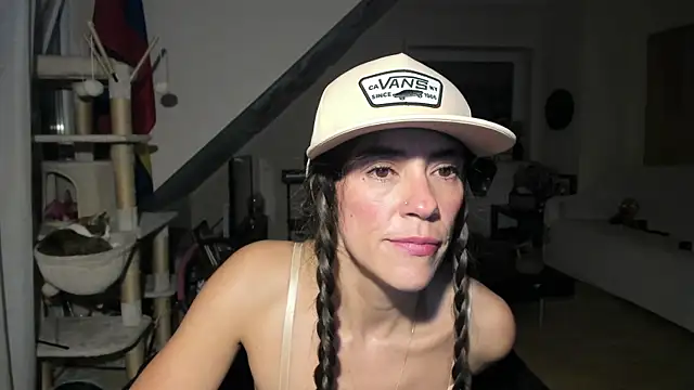 tinny williams online show from September 12, 2025, 4:12 am