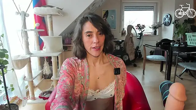 tinny williams online show from March 11, 2026, 3:07 pm