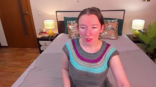 CatherineWalls online show from May 21, 2026, 8:10 am