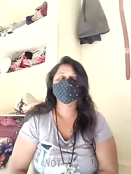 Indiantina online show from November 15, 2025, 10:12 am