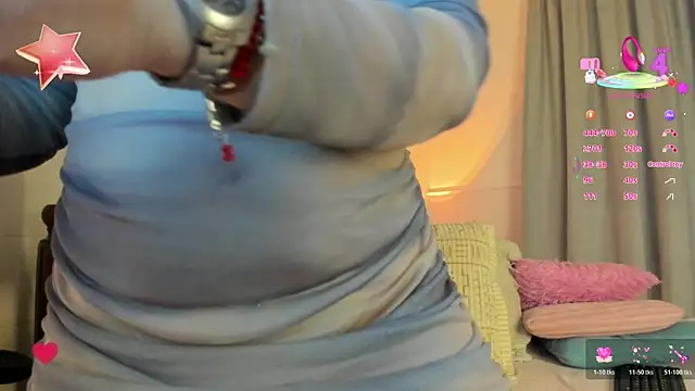 1Sweetnina online show from July 21, 2026, 9:39 pm