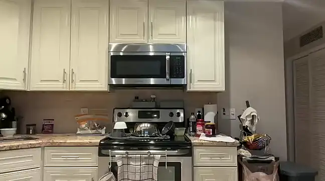 BigGuyMuscle online show from March 2, 2025, 4:53 pm