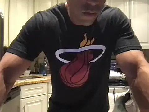 BigGuyMuscle online show from March 16, 2025, 1:59 am