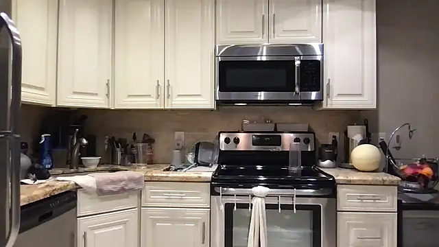 BigGuyMuscle online show from September 12, 2025, 9:26 pm