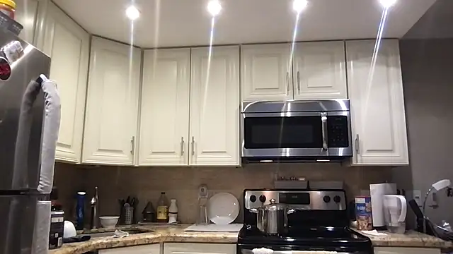 BigGuyMuscle online show from March 4, 2026, 9:32 pm