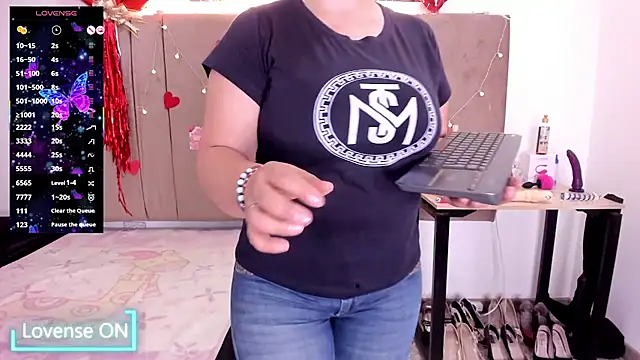 Zaly mature online show from October 24, 2025, 2:30 am