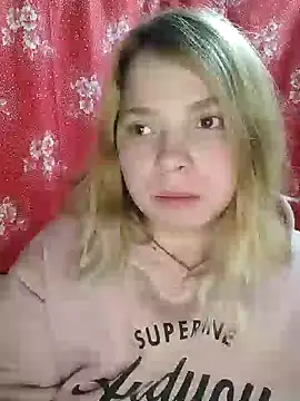 Zuli Kiska online show from January 5, 2025, 9:03 pm