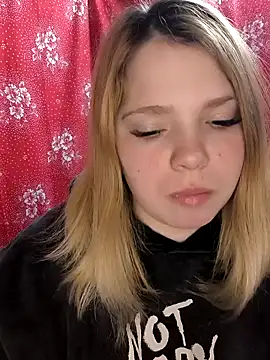 Zuli Kiska online show from February 23, 2025, 8:44 pm